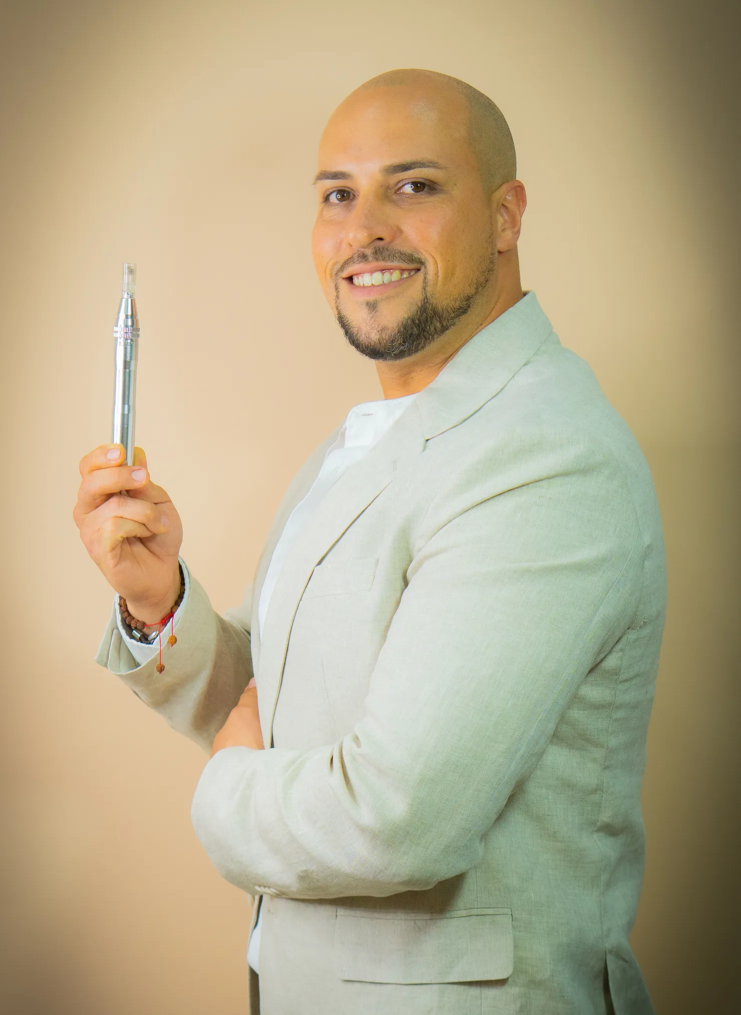 Leumin Boyer, dirección y especialista en diseño de cejas de Vanyti Center Beauty